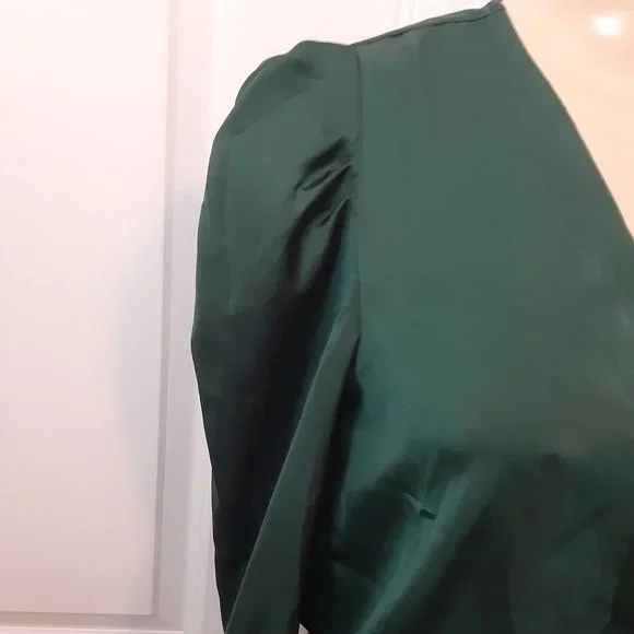 Sam & Jess Puff Shoulder Surplice Arresting Emerald Satin Wrap Top - Picture 5 of 10